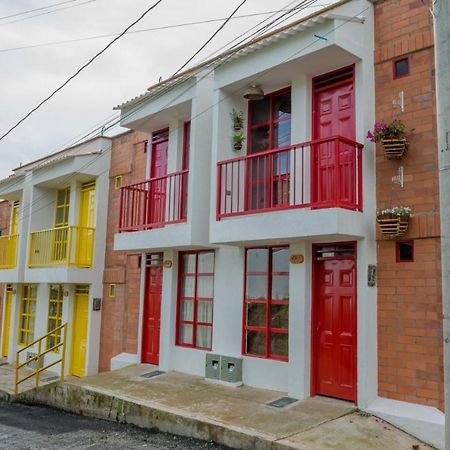Apartamento Mi Refugio Саленто Екстериор снимка